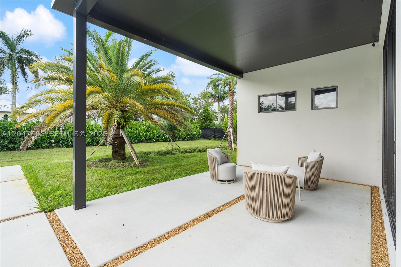 ZONA WEST - Residential