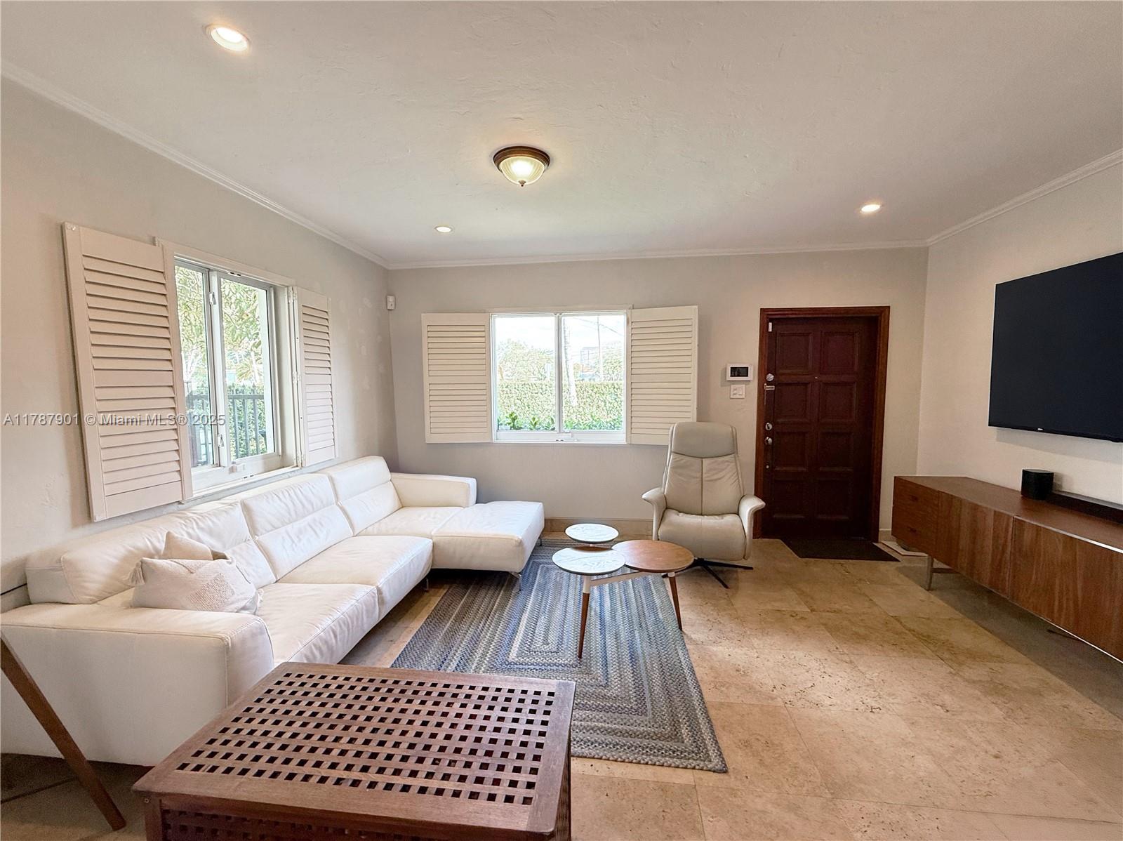 BIRD ROAD ESTATES - Residential Lease