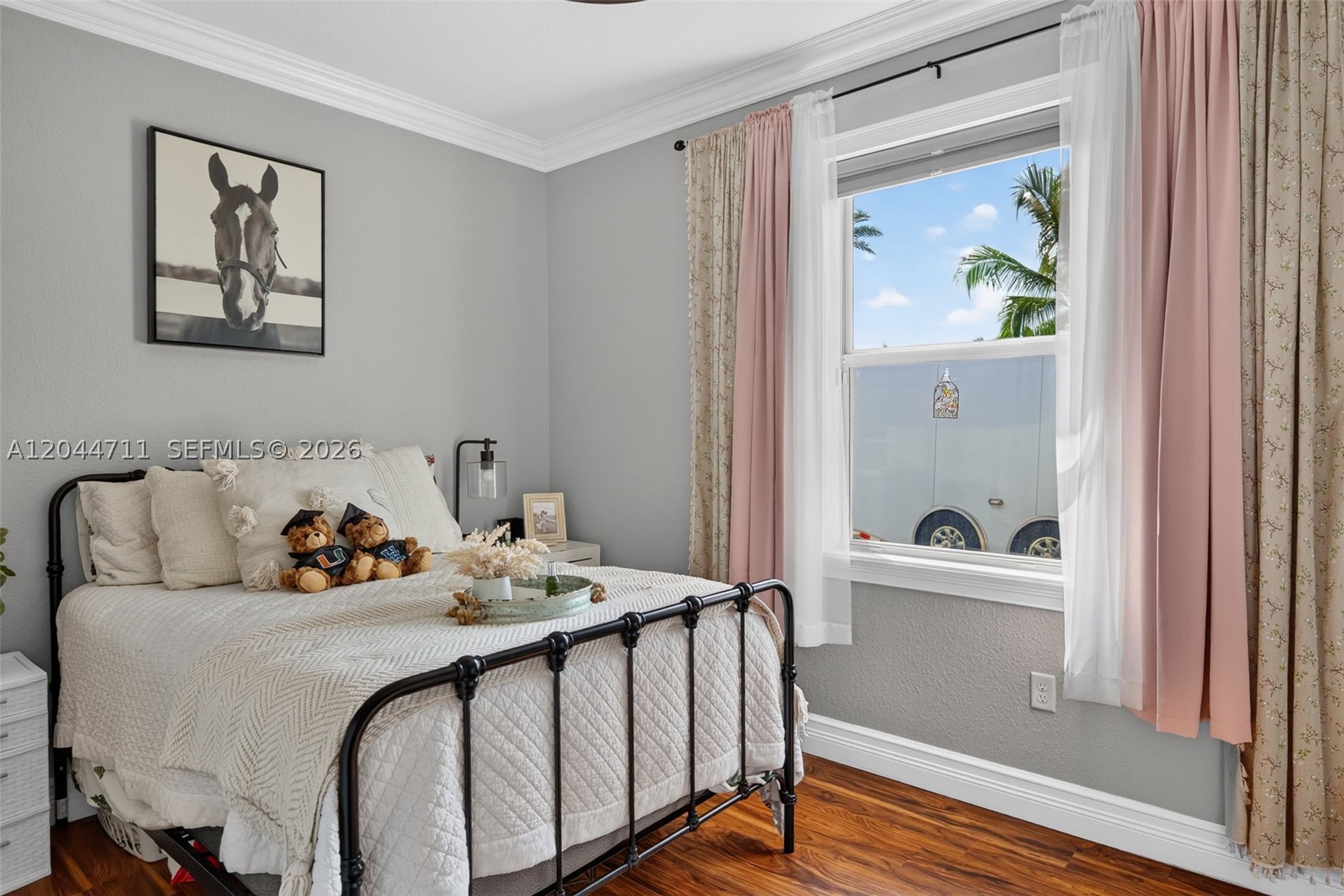 REDLAND REEF - Residential