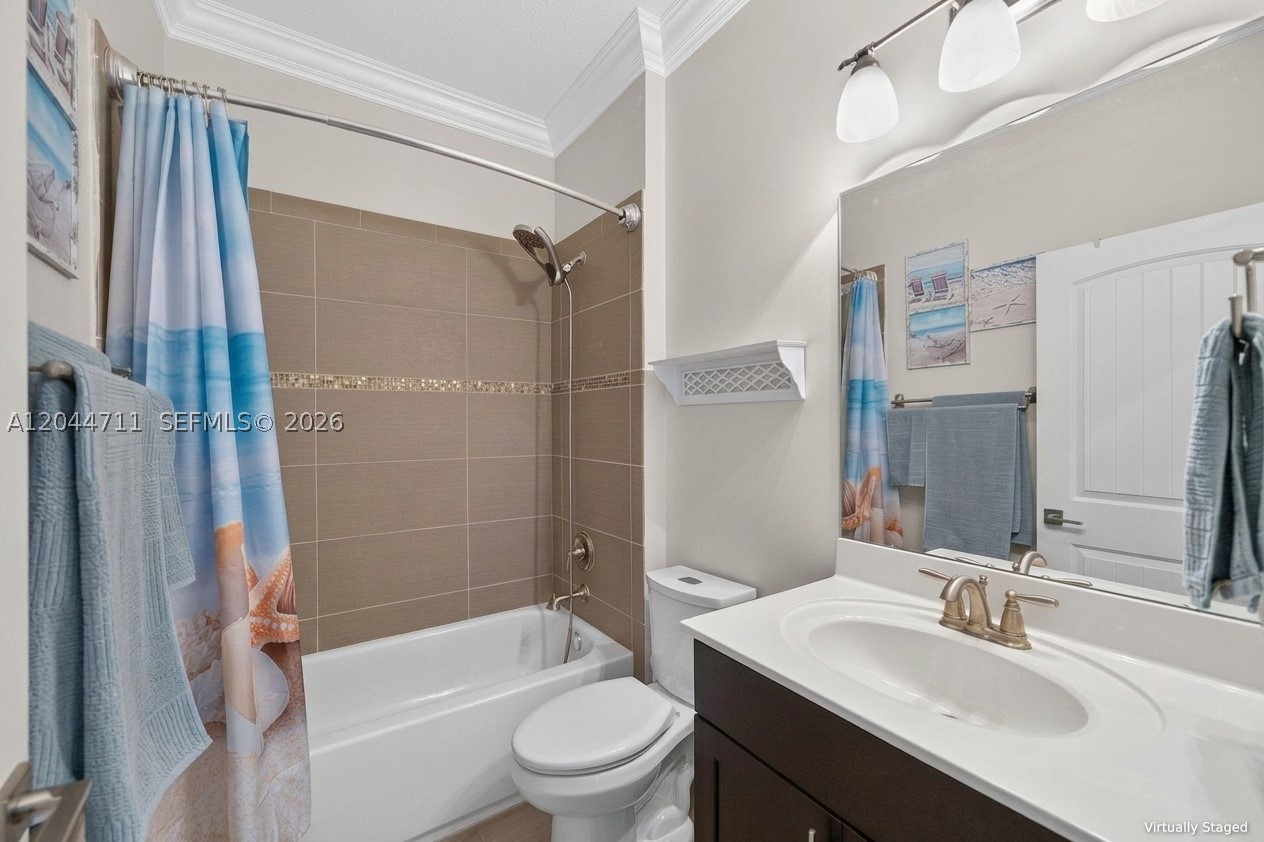 REDLAND REEF - Residential
