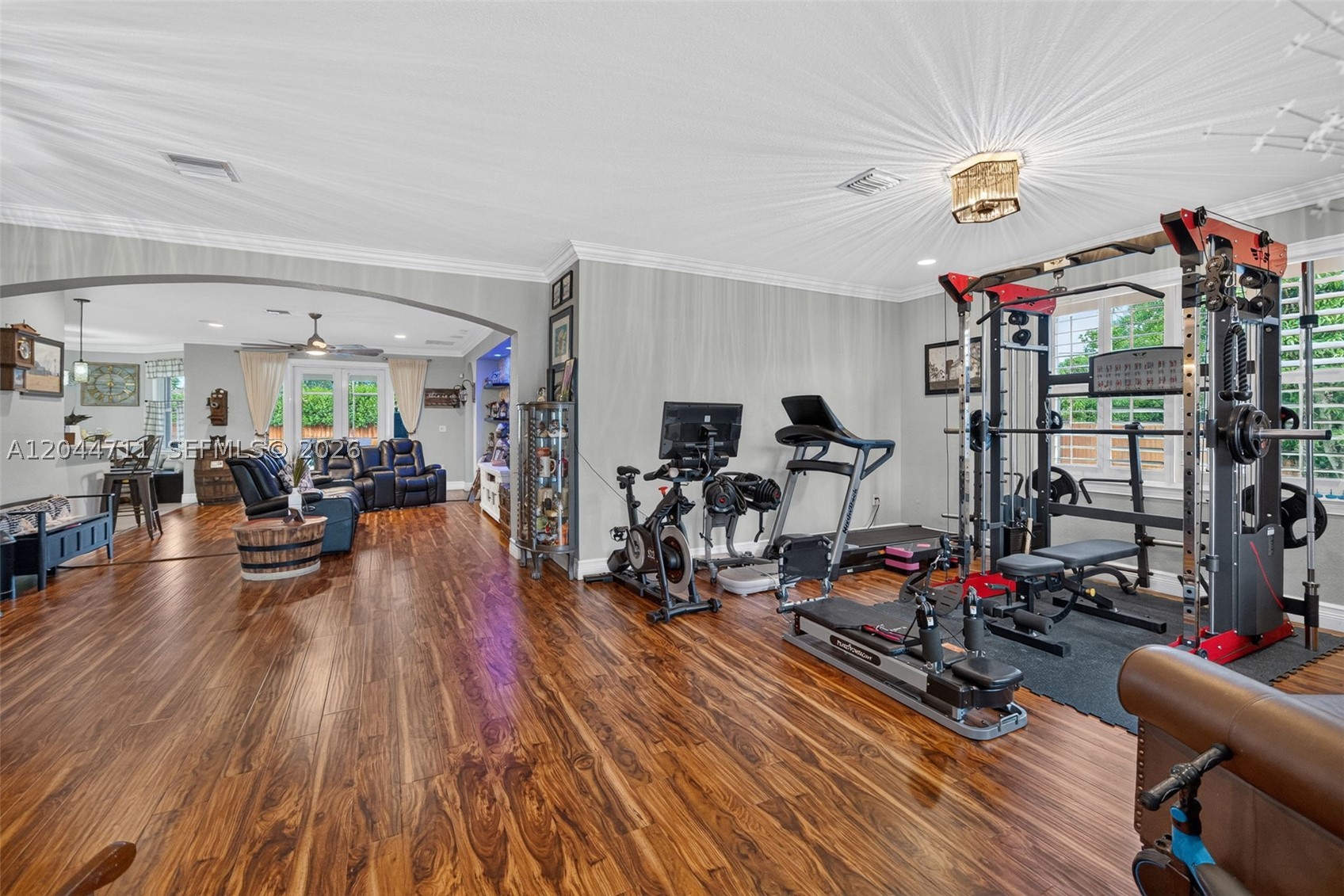 REDLAND REEF - Residential