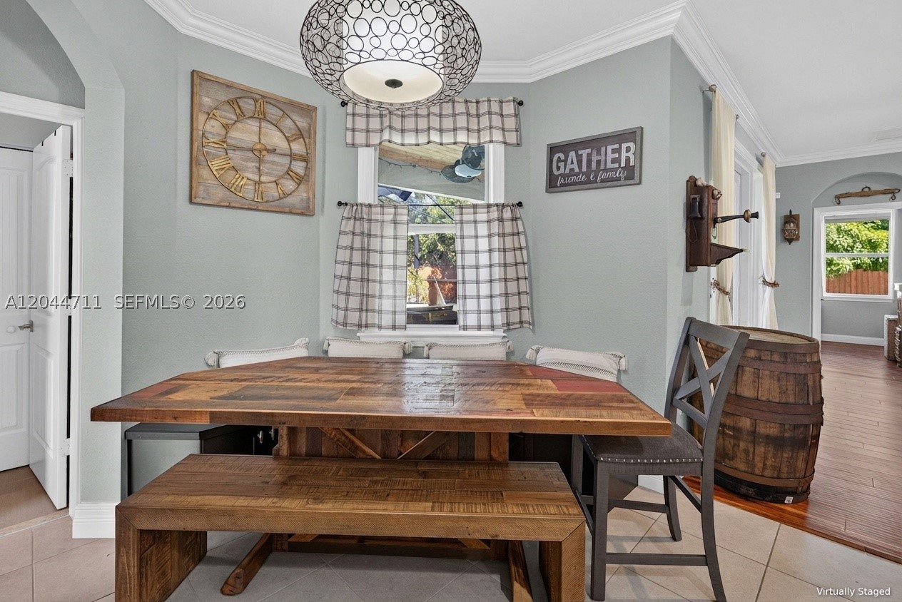 REDLAND REEF - Residential