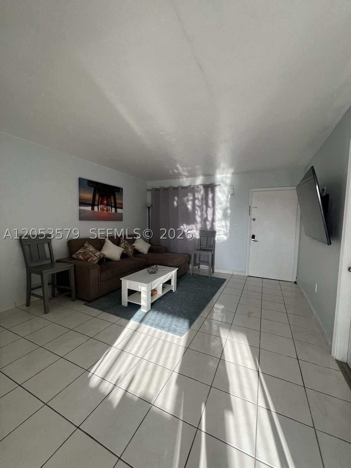Welcome to your luxurious Miami condo with stunning ocean views! This spacious 3 bedroom, 2 bathroom unit is the epitome of modern elegance and comfort. As you step inside, you are greeted by an open concept living area with floor-to-ceiling windows that flood the space with natural light. . Located in the heart of Miami, you are just steps away from world-class dining, shopping, and entertainment options. Whether you are looking for a permanent residence or a vacation home, this condo offers the ultimate in luxury living. Don't miss your chance to own a piece of paradise in one of the most sought-after destinations in the world. Live the Miami lifestyle you've always dreamed of in this exquisite condo.