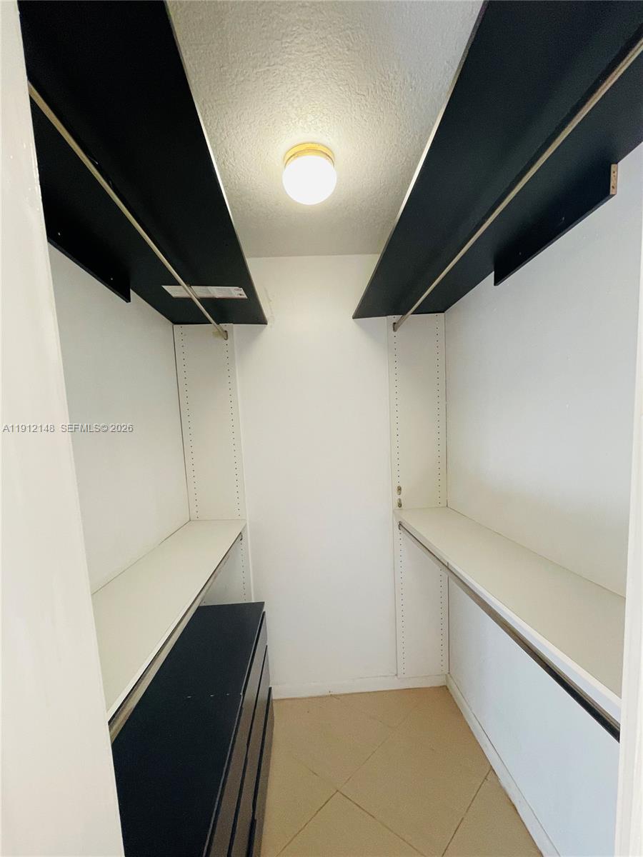 CRICKET CLUBHOUSE CONDO - Residential