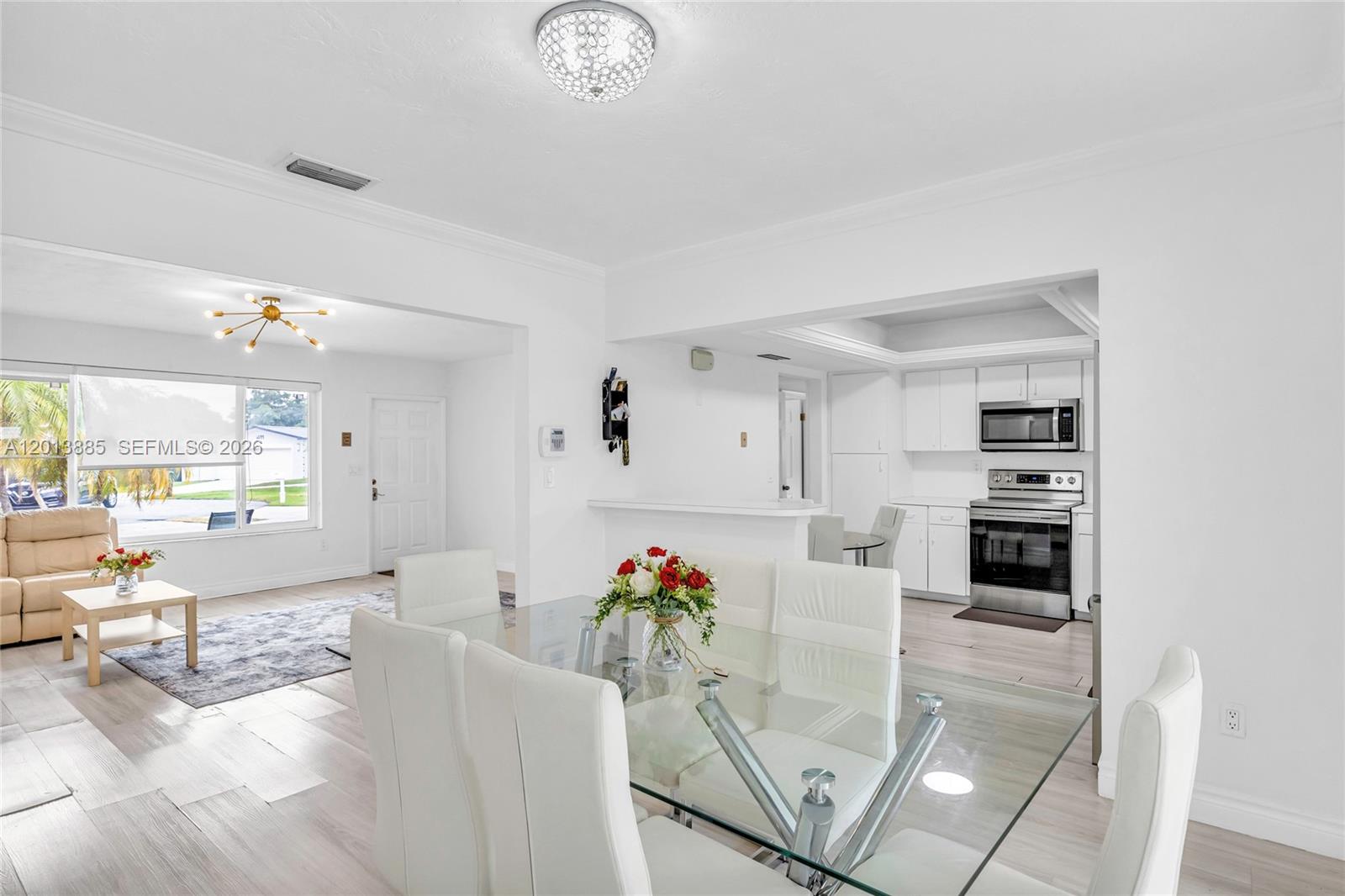 PEMBROKE LAKES SEC 6 - Residential