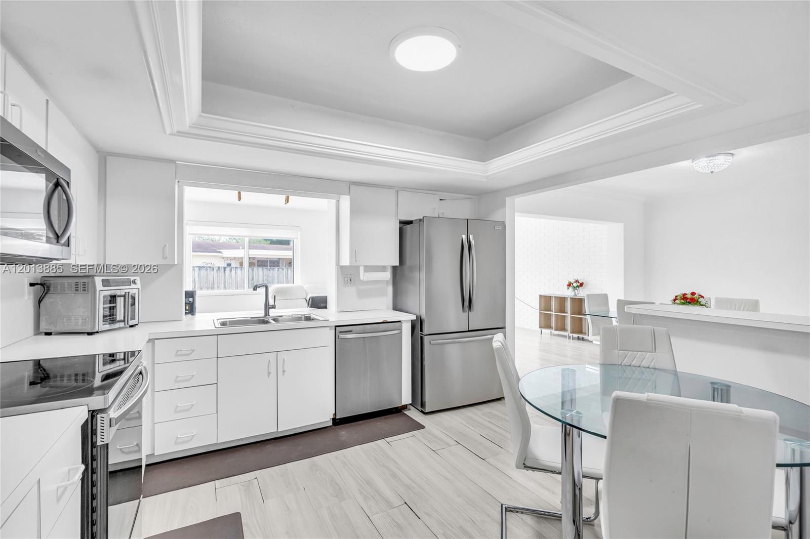 PEMBROKE LAKES SEC 6 - Residential