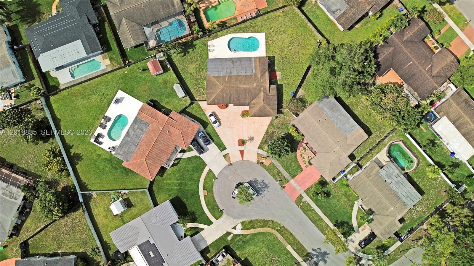 PEMBROKE LAKES SEC 6 - Residential