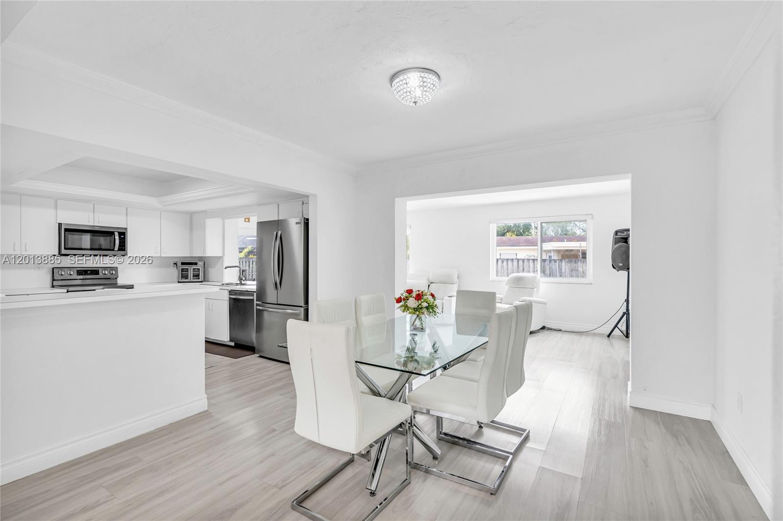 PEMBROKE LAKES SEC 6 - Residential