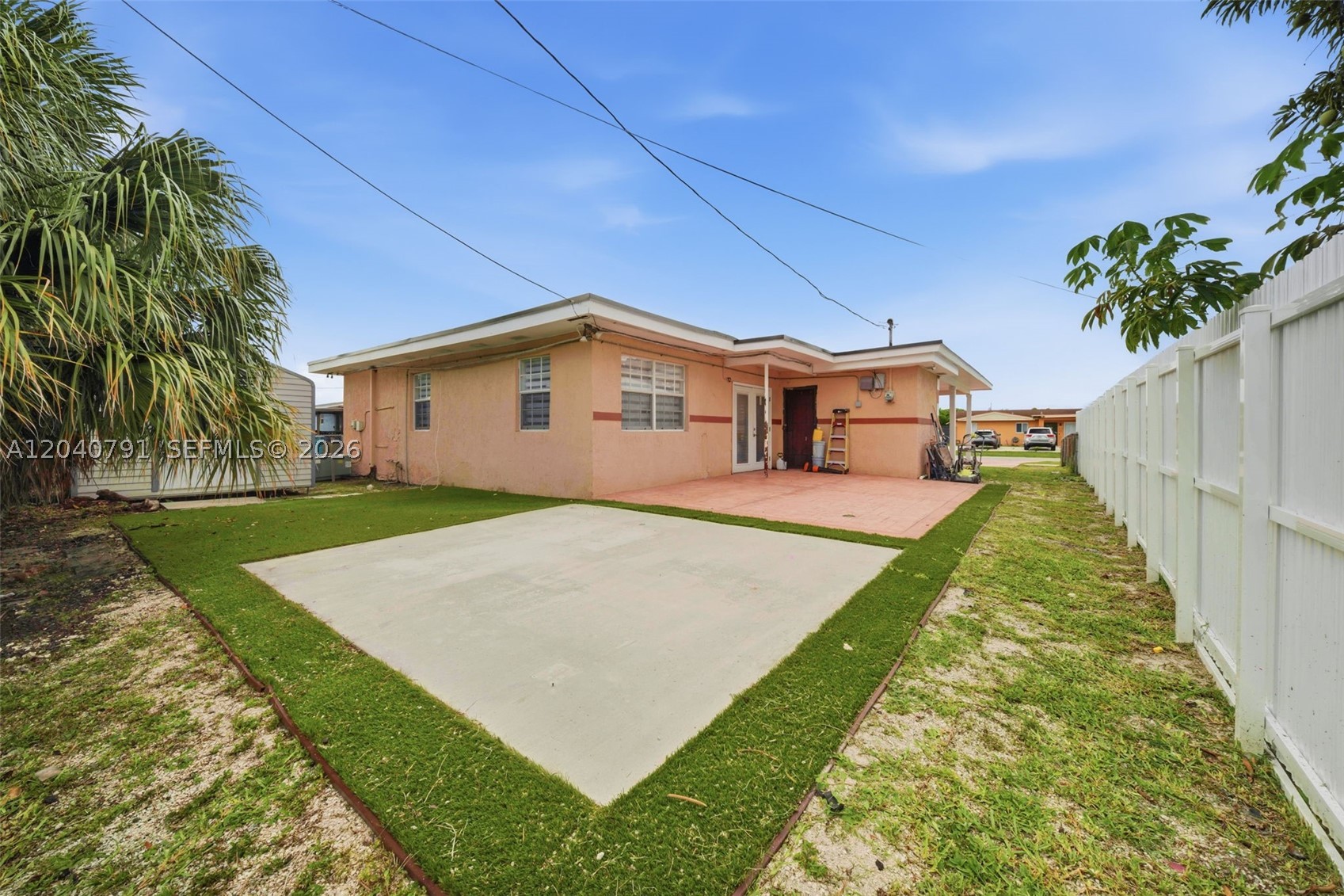 CAROL CITY 1 ST ADDN - Residential