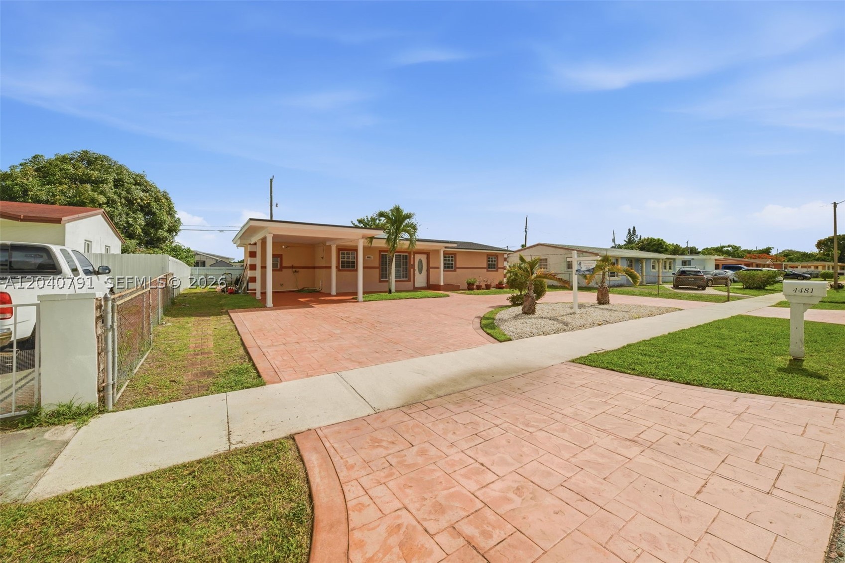 CAROL CITY 1 ST ADDN - Residential