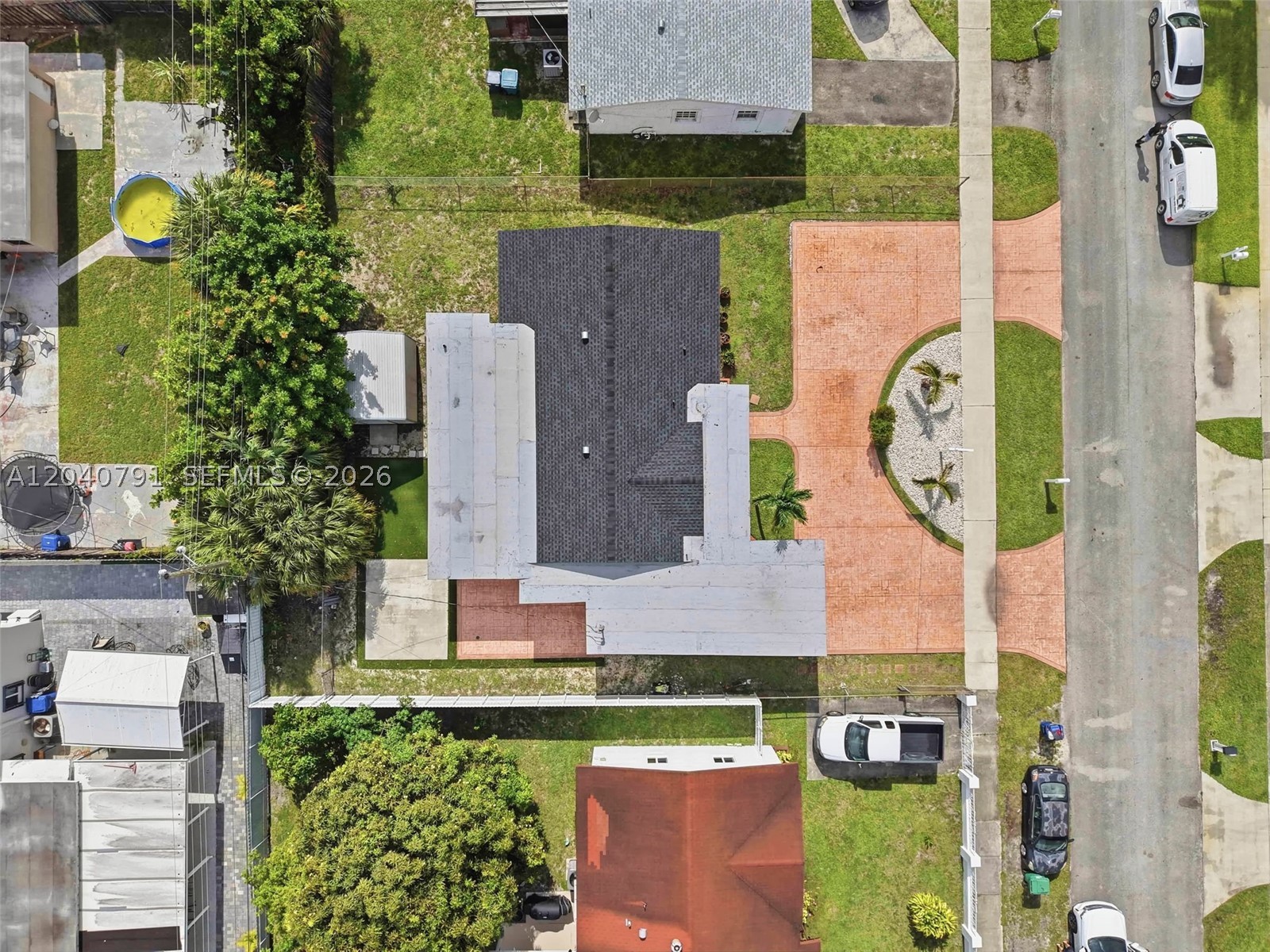 CAROL CITY 1 ST ADDN - Residential