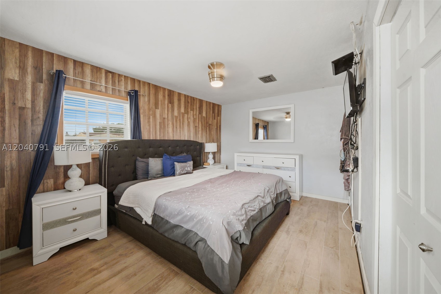 CAROL CITY 1 ST ADDN - Residential