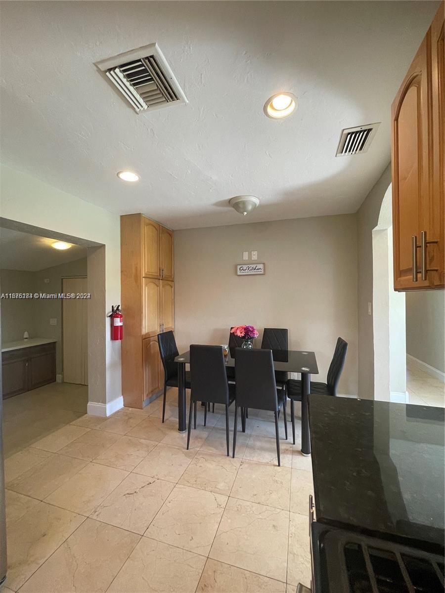 SUNSET TRAILS NO 5 - Residential