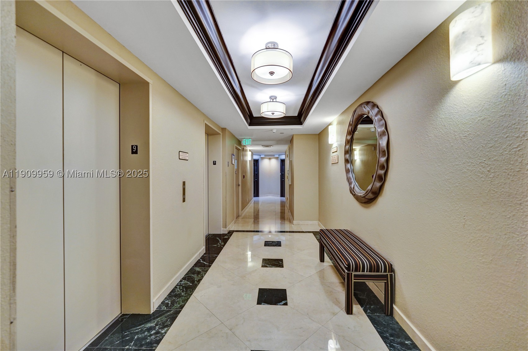 HARBOR TOWERS - Residential