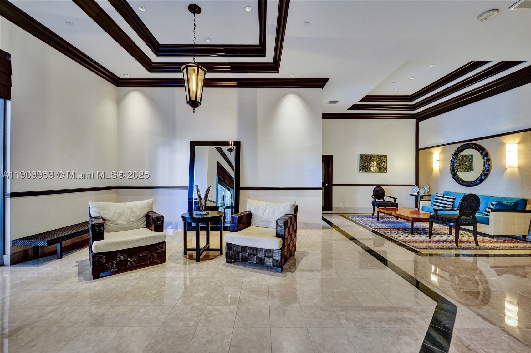 HARBOR TOWERS - Residential
