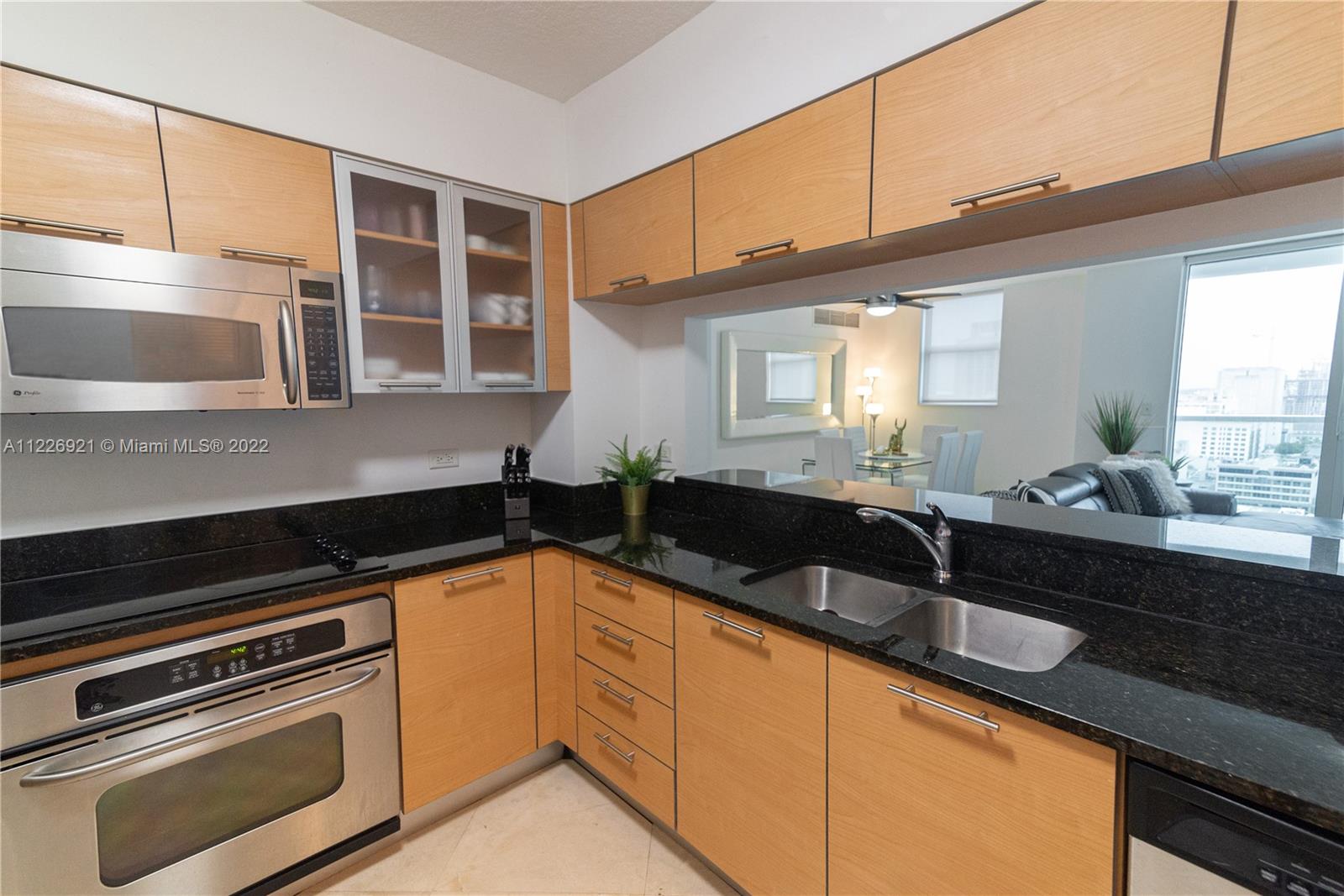 BRICKELL ON THE RIVER N T - Residential Lease