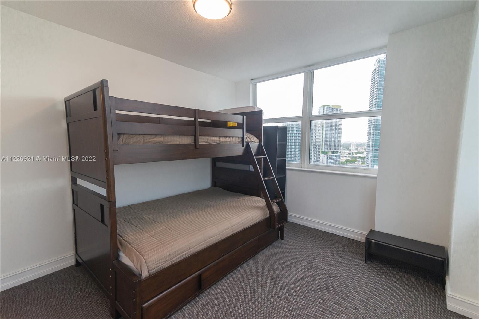 BRICKELL ON THE RIVER N T - Residential Lease