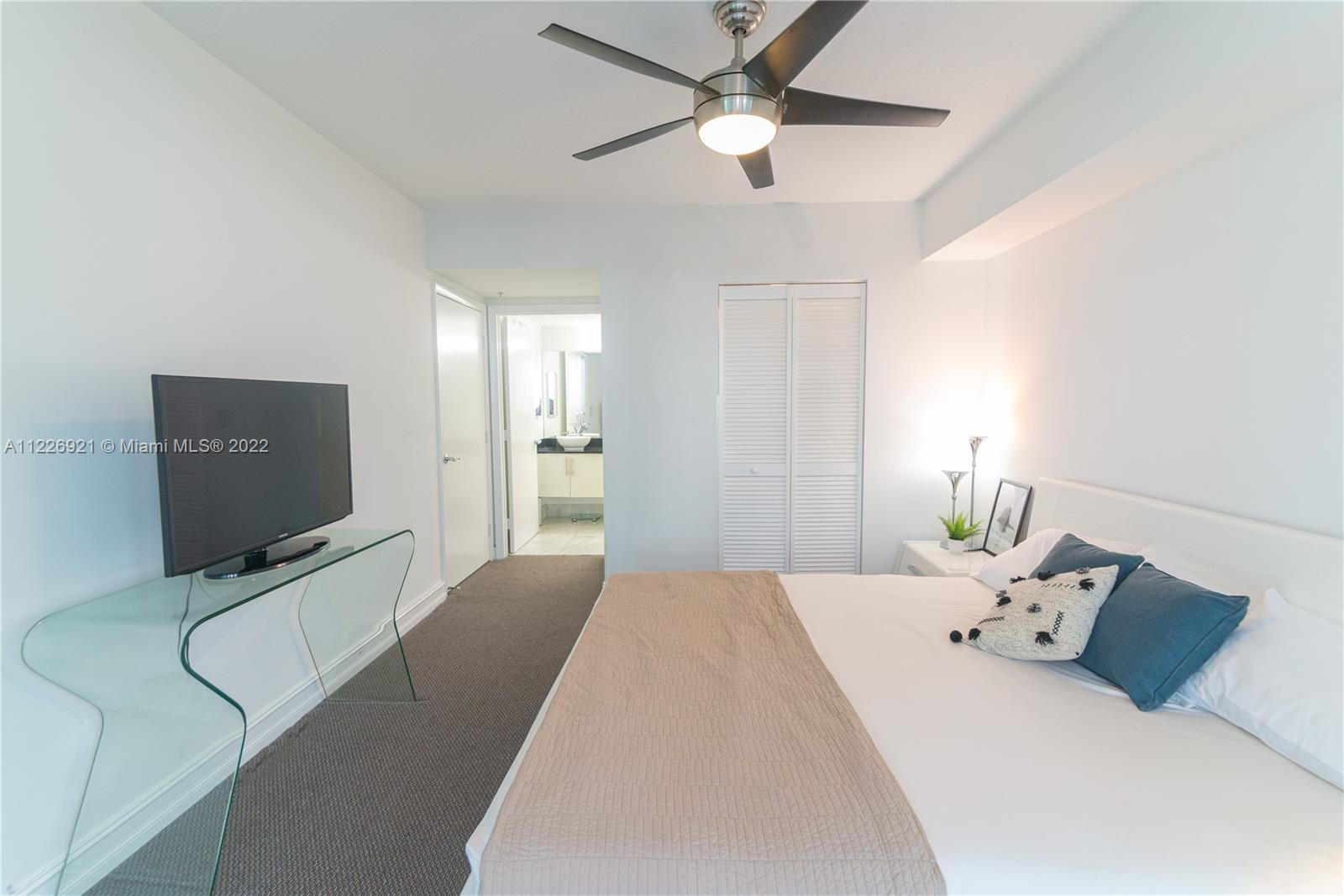 BRICKELL ON THE RIVER N T - Residential Lease