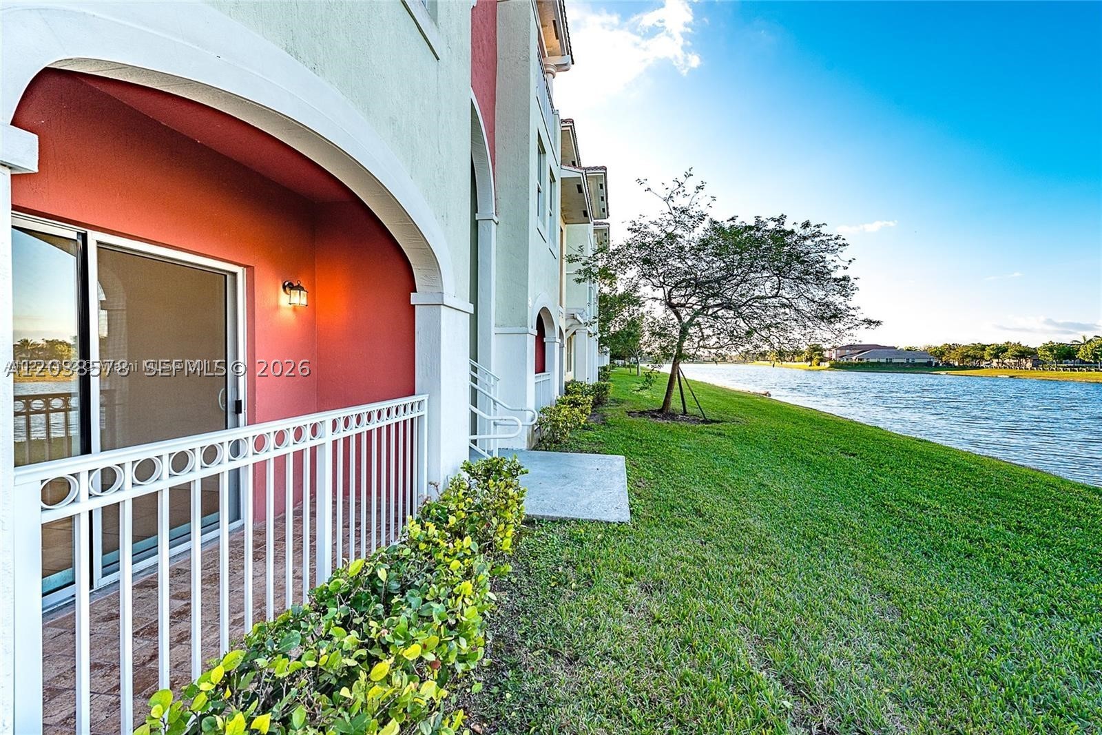 PROMENADE SHORES AT DORAL - Residential Lease
