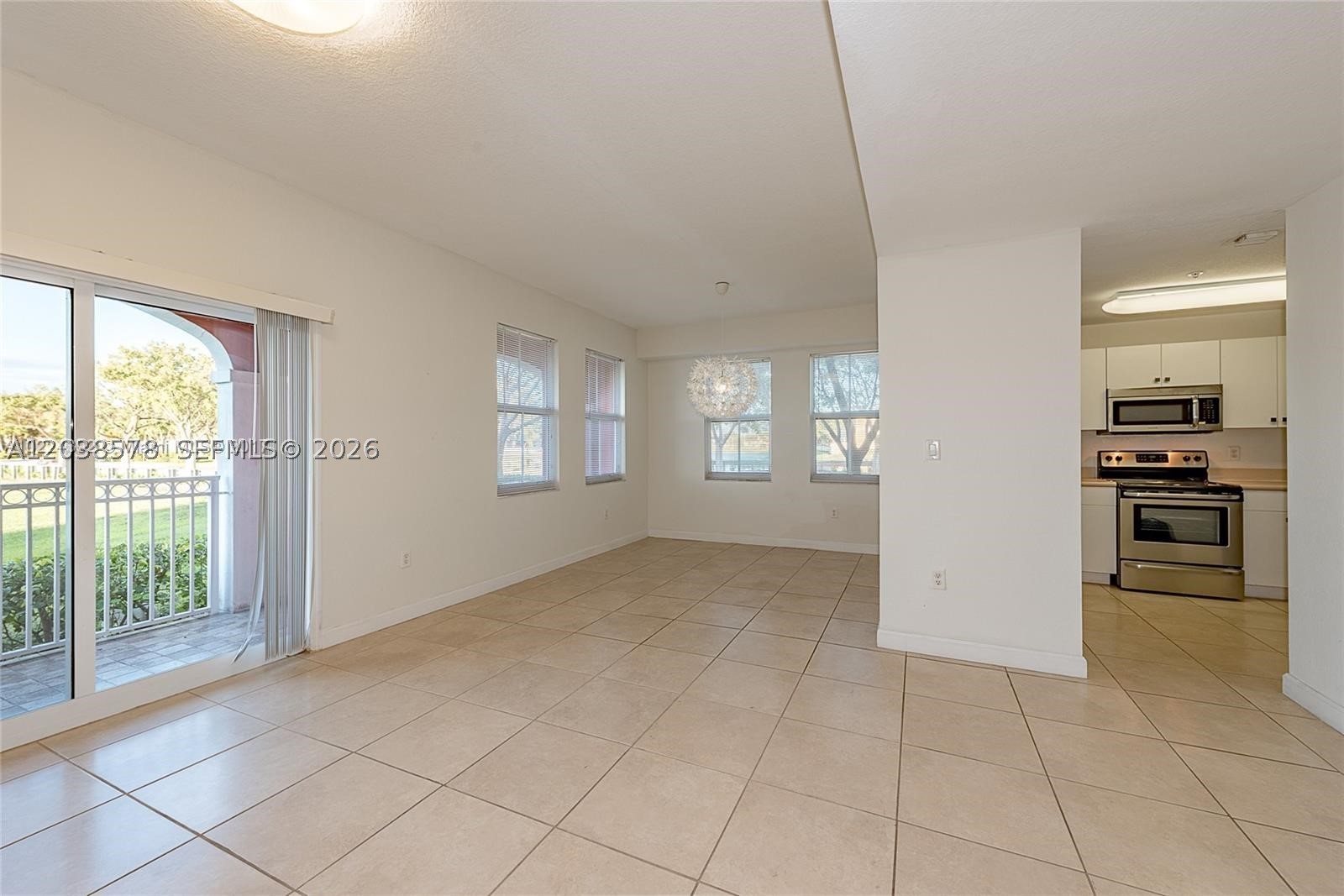 PROMENADE SHORES AT DORAL - Residential Lease