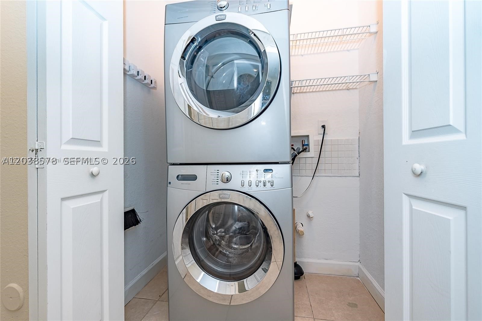 PROMENADE SHORES AT DORAL - Residential Lease