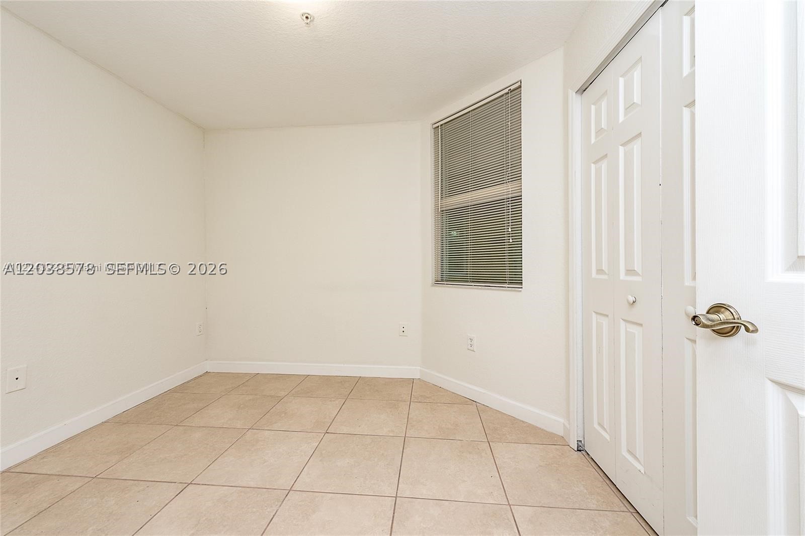 PROMENADE SHORES AT DORAL - Residential Lease