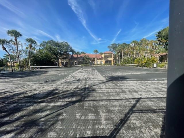 PALM LAKE CONDO - Residential Lease
