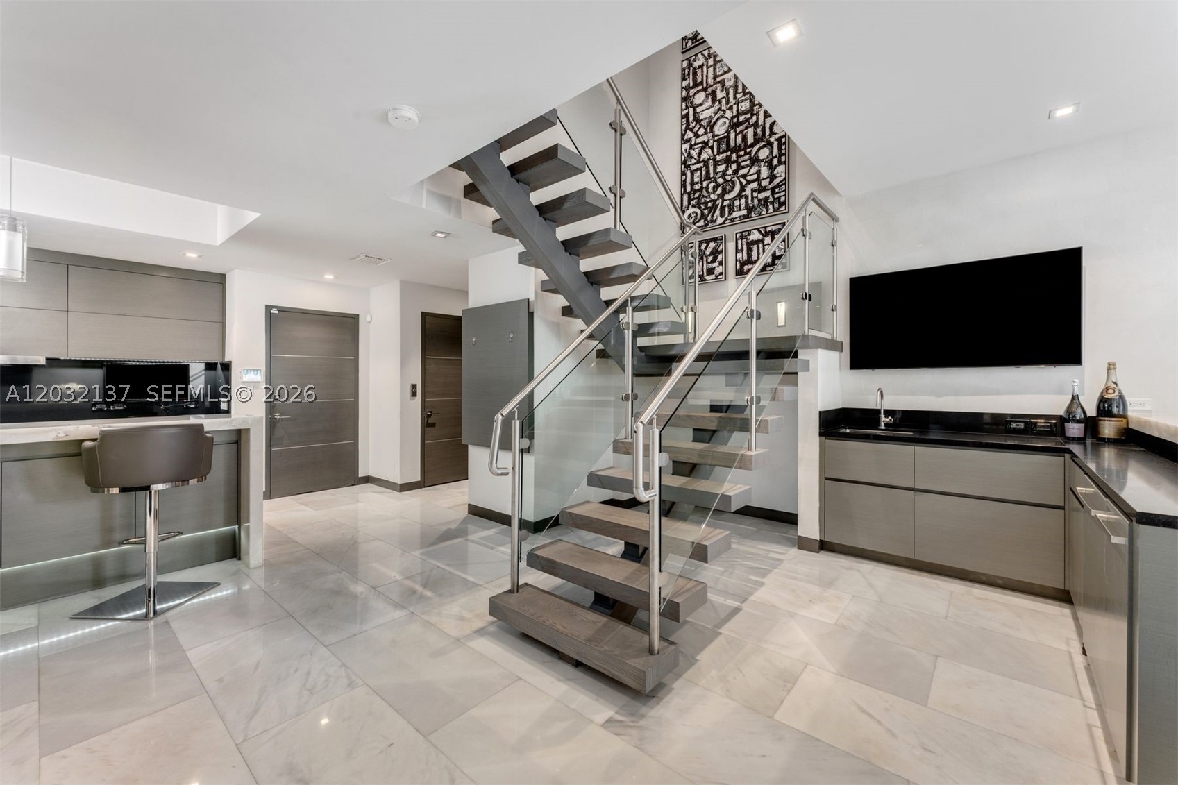 THE TOWNHOMES OF QUAYSIDE - Residential