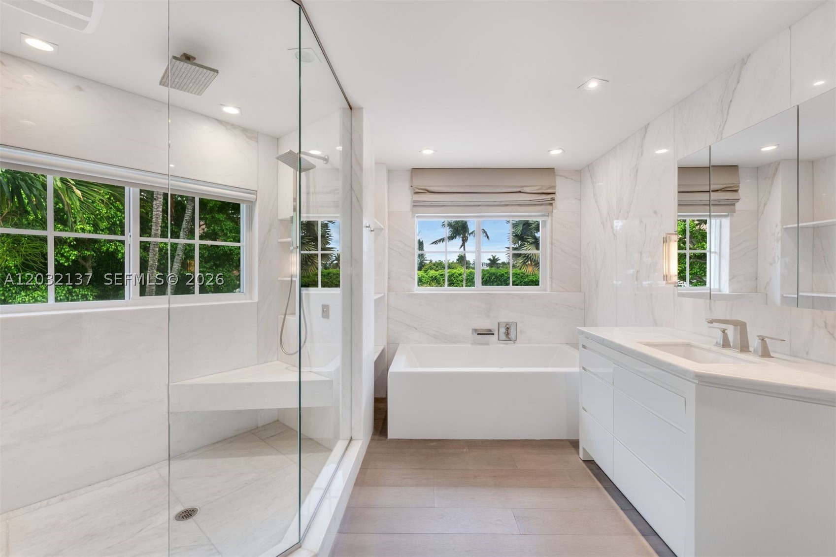 THE TOWNHOMES OF QUAYSIDE - Residential