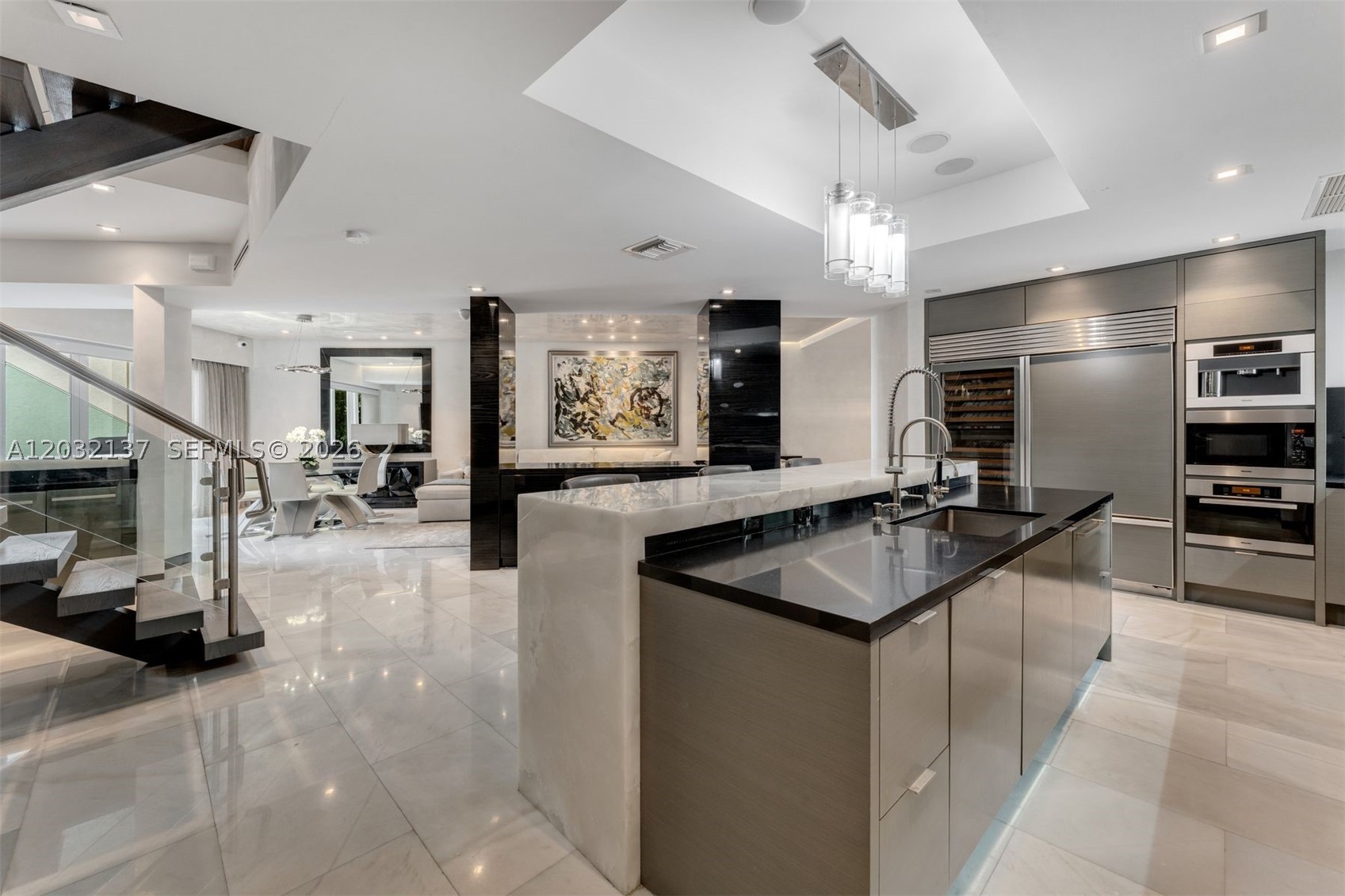 THE TOWNHOMES OF QUAYSIDE - Residential