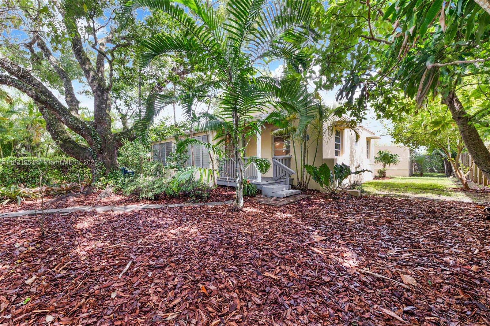 WESTERFIELD MANOR SEC 1 & - Residential