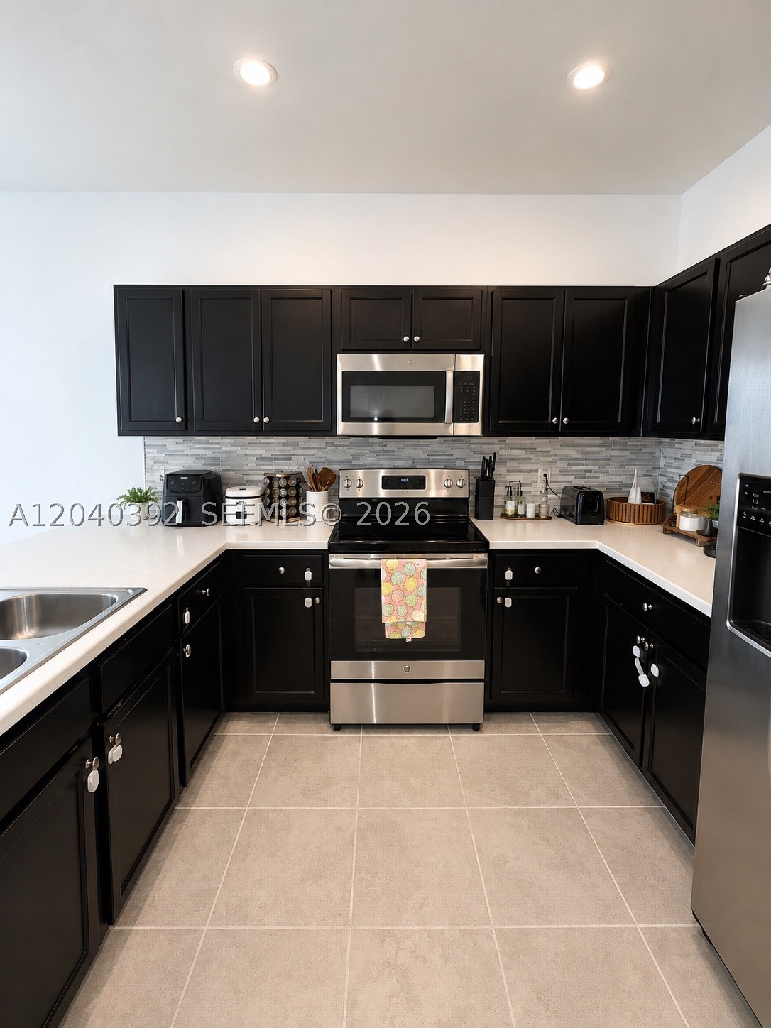 COCO PALM ESTATES - Residential