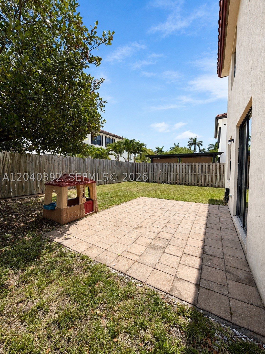 COCO PALM ESTATES - Residential