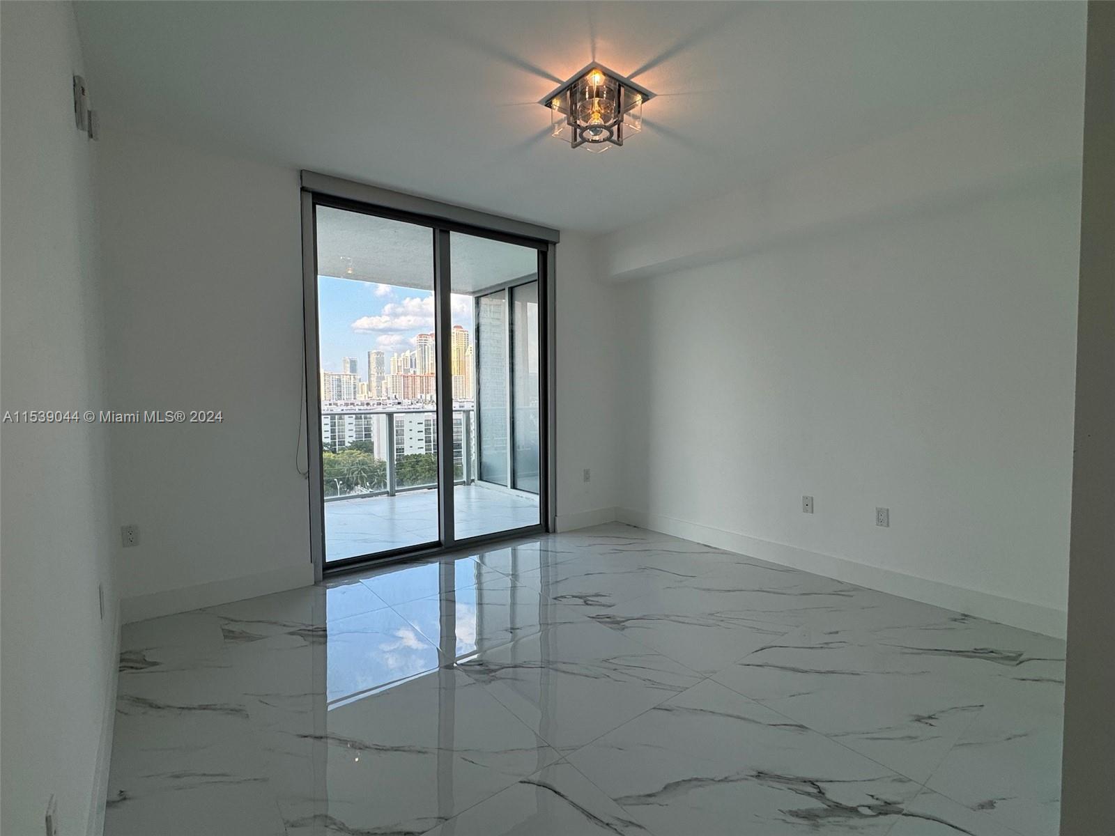 PARQUE TOWERS CONDO - Residential Lease