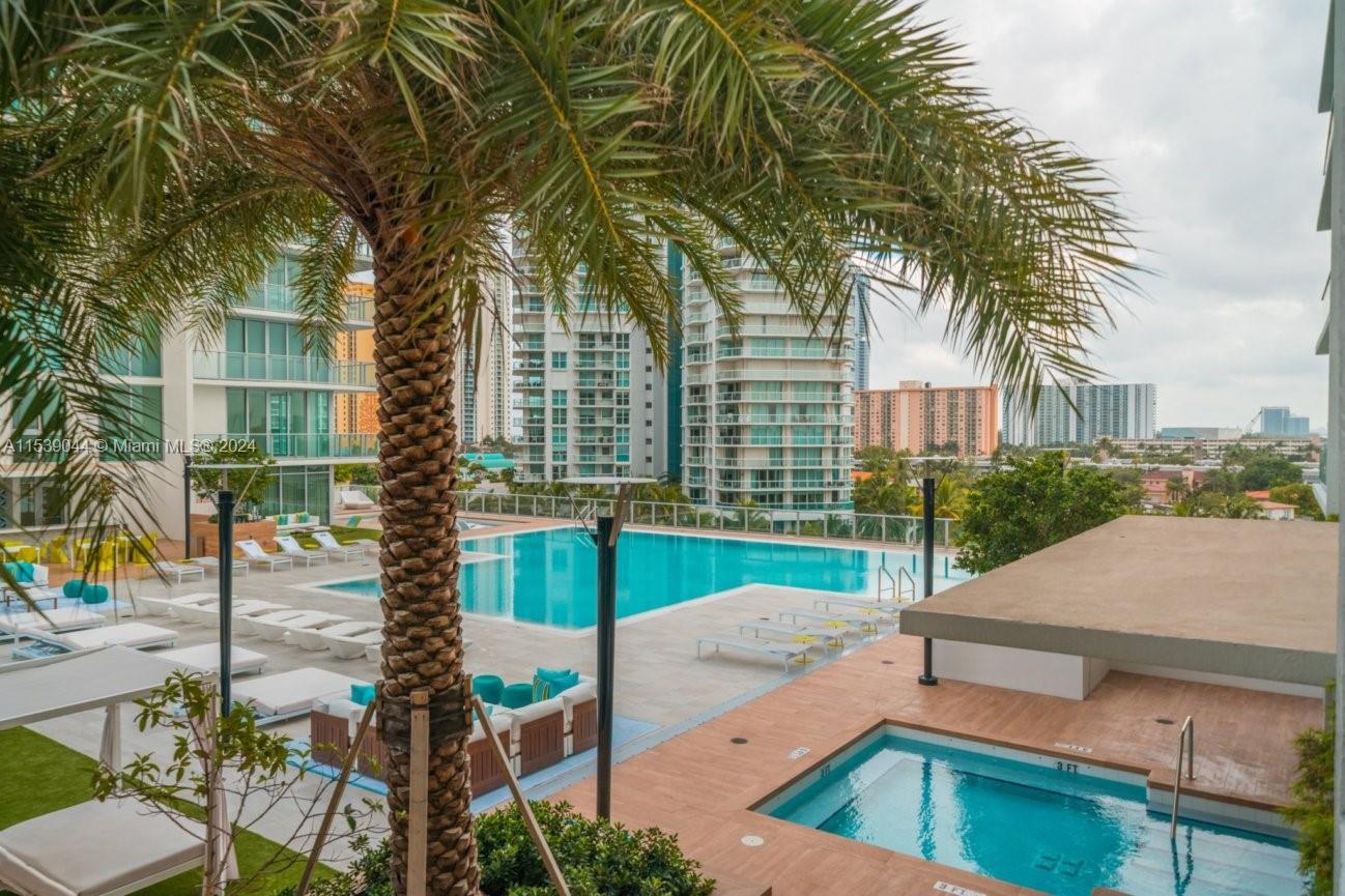 PARQUE TOWERS CONDO - Residential Lease