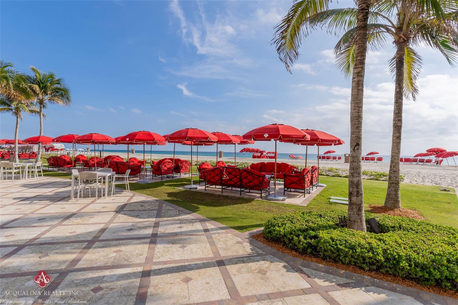 THE ESTATES ACQUALINA - Residential
