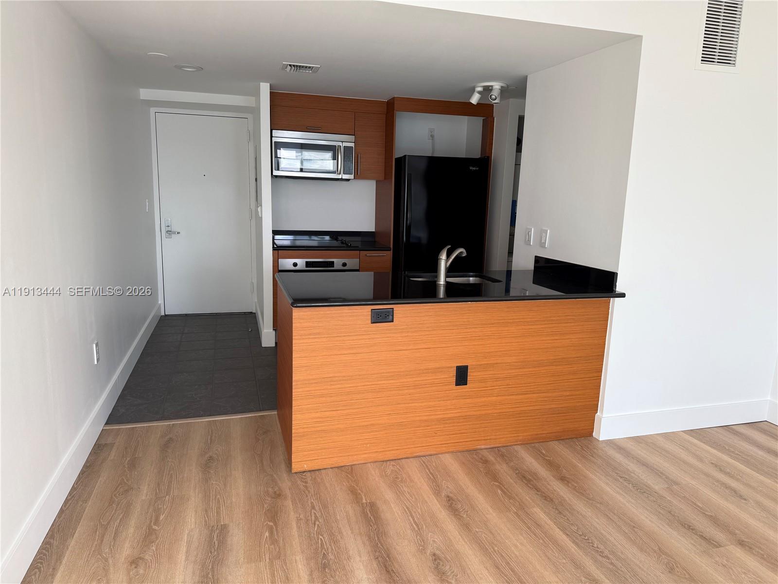 50 BISCAYNE CONDO - Residential