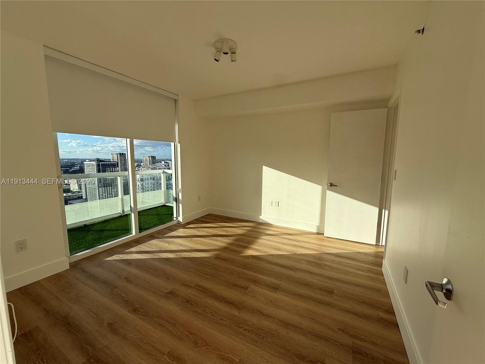 50 BISCAYNE CONDO - Residential