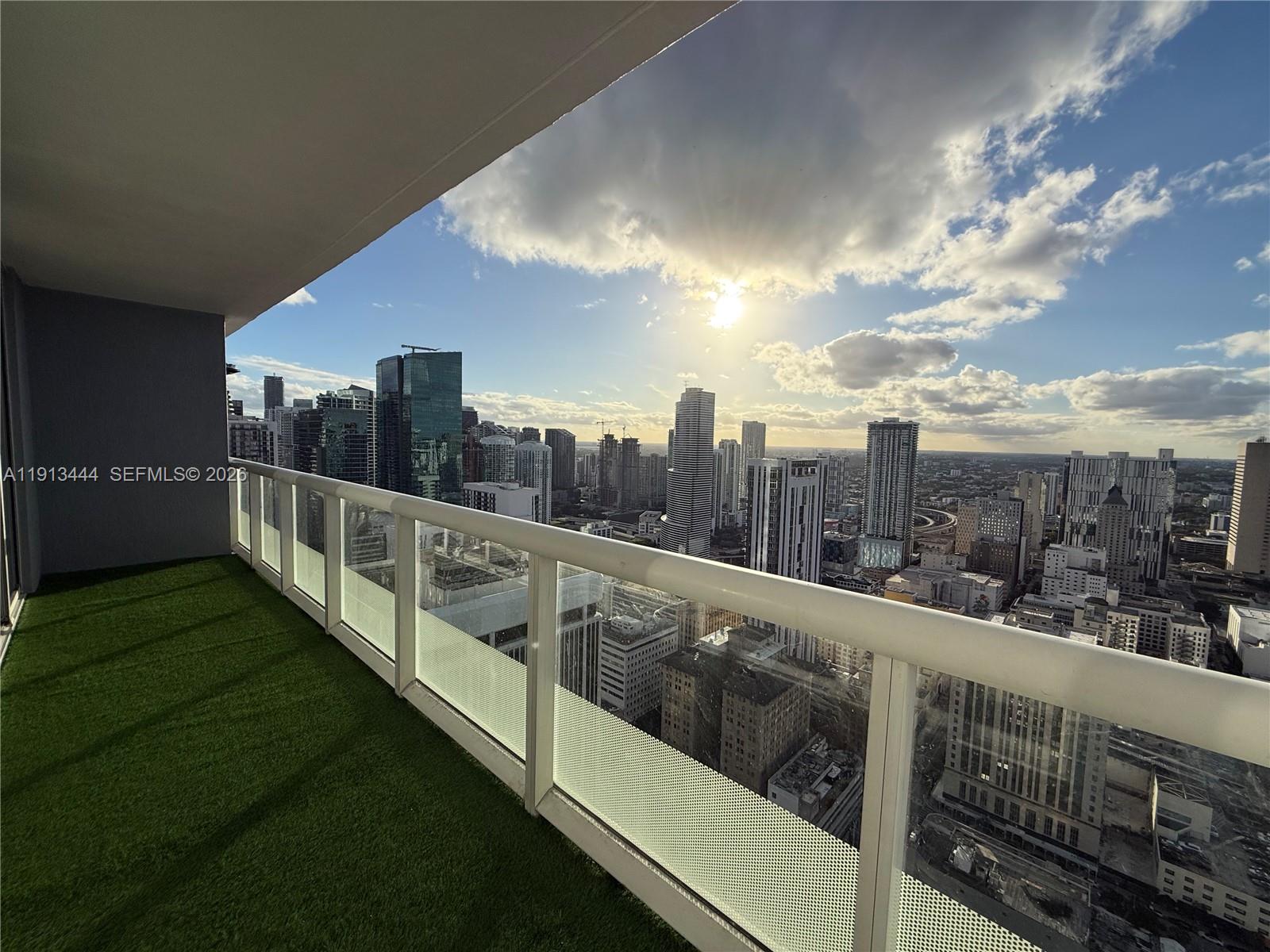 50 BISCAYNE CONDO - Residential