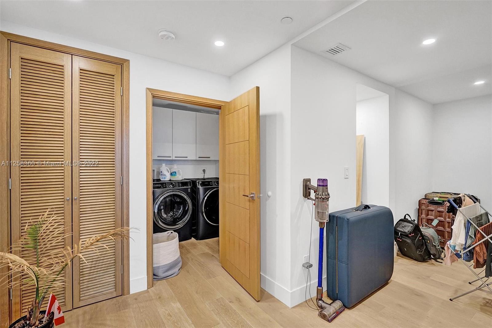 BELLINI CONDO - Residential