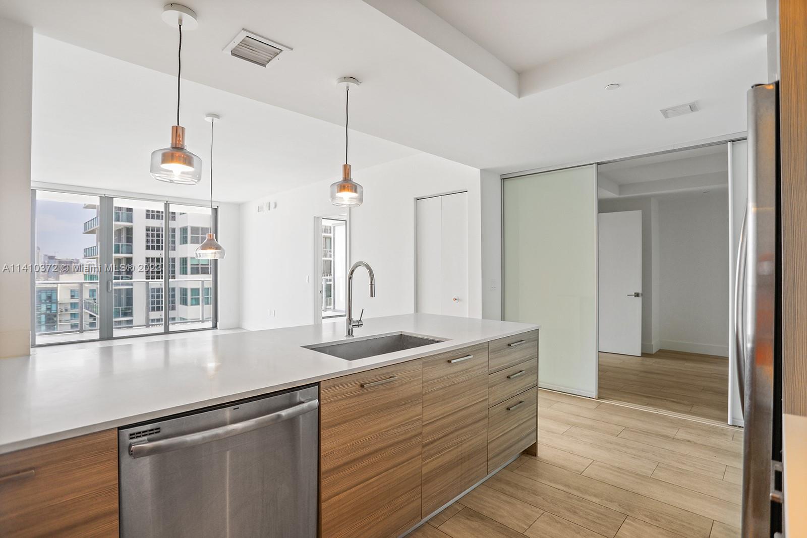 3401 MIDTOWN CONDO - Residential Lease