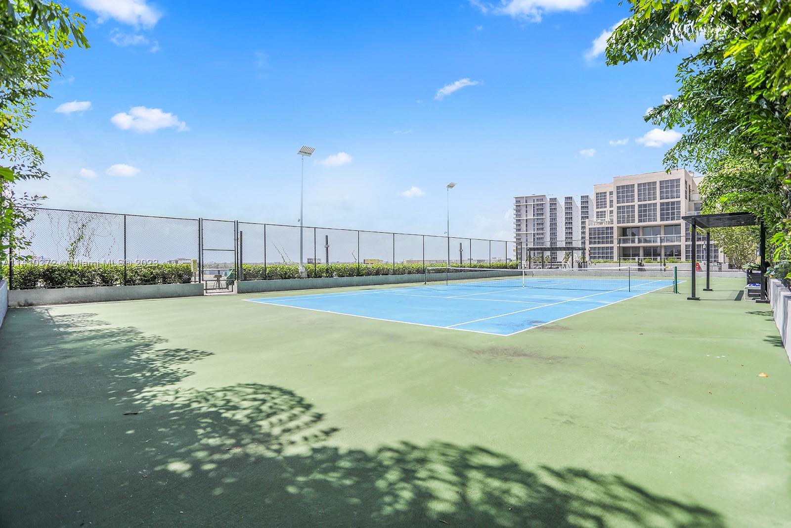 3401 MIDTOWN CONDO - Residential Lease