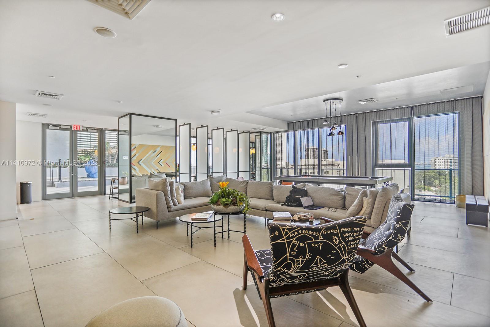 3401 MIDTOWN CONDO - Residential Lease