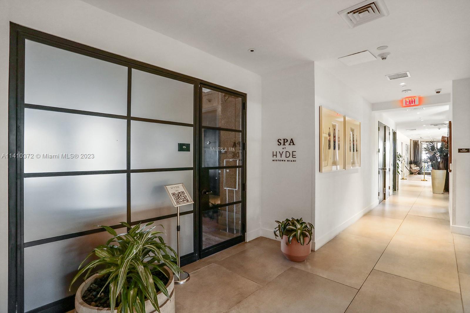 3401 MIDTOWN CONDO - Residential Lease