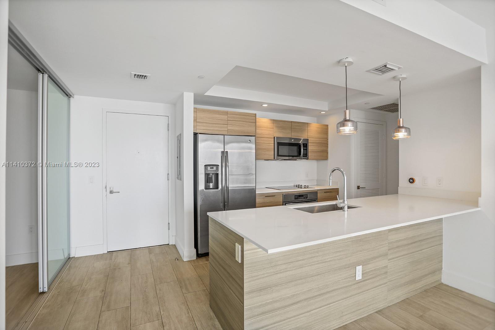 3401 MIDTOWN CONDO - Residential Lease