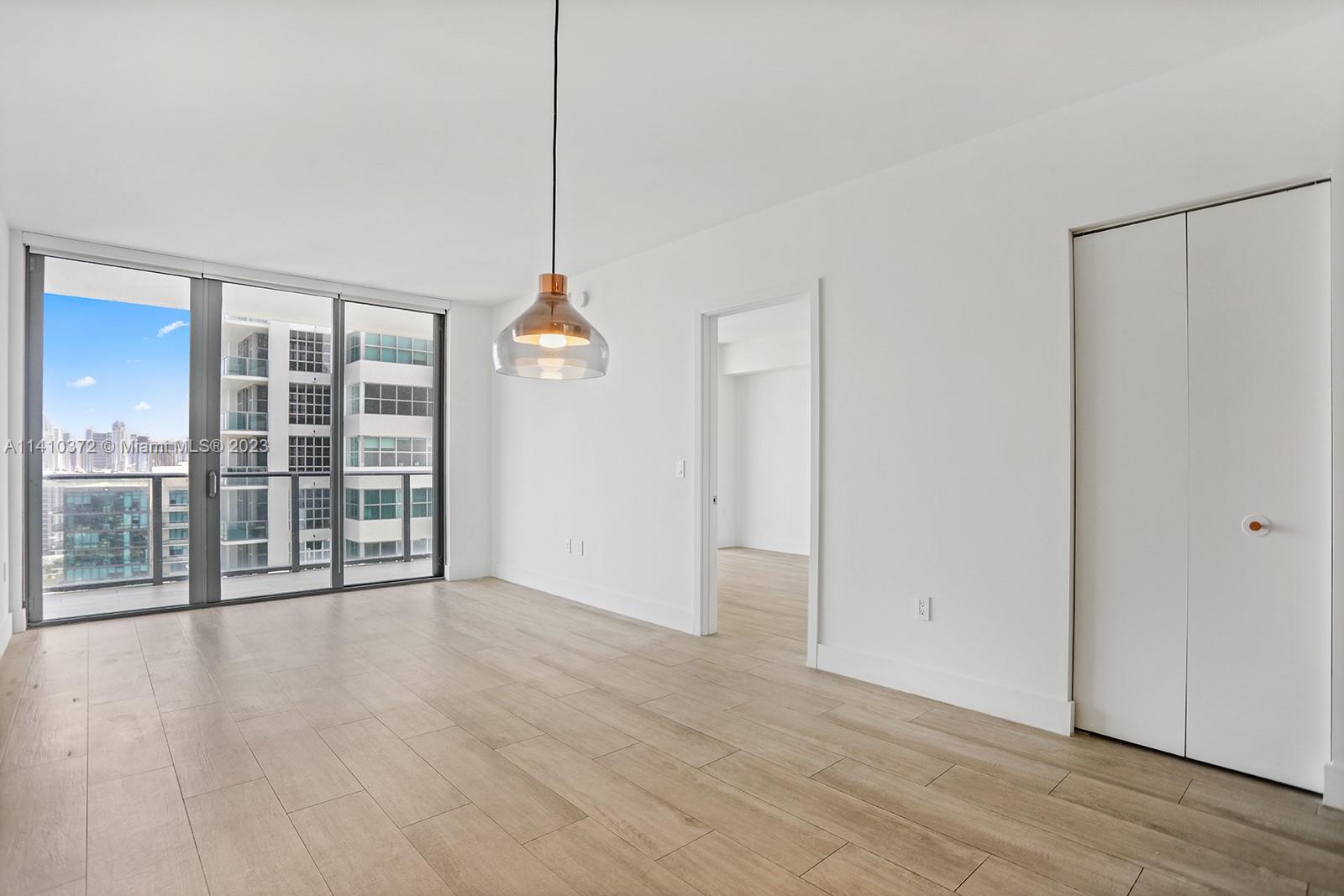 3401 MIDTOWN CONDO - Residential Lease