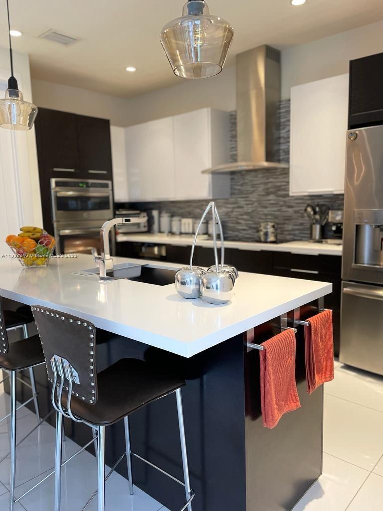 LANDMARK AT DORAL - Residential
