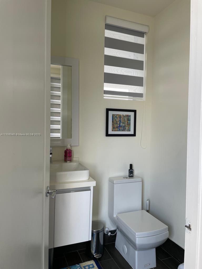 LANDMARK AT DORAL - Residential