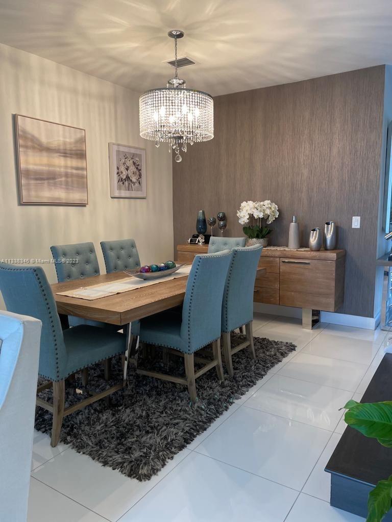 LANDMARK AT DORAL - Residential