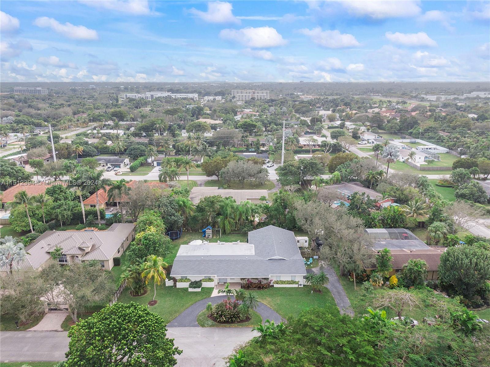 LEIGH ESTS - Residential